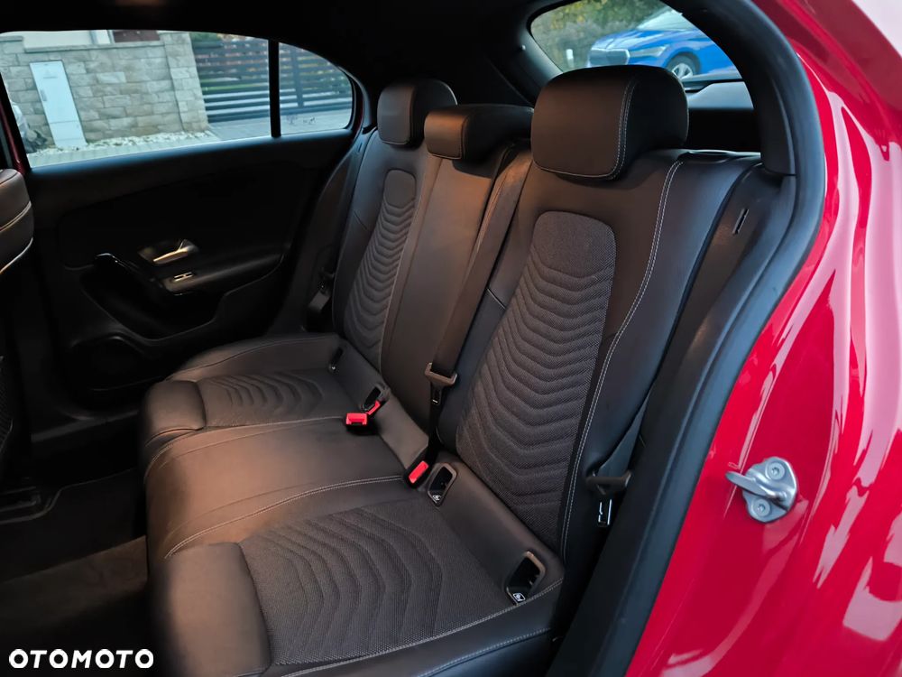 Mercedes-Benz Klasa A 180 d 7G-DCT AMG Line - 8