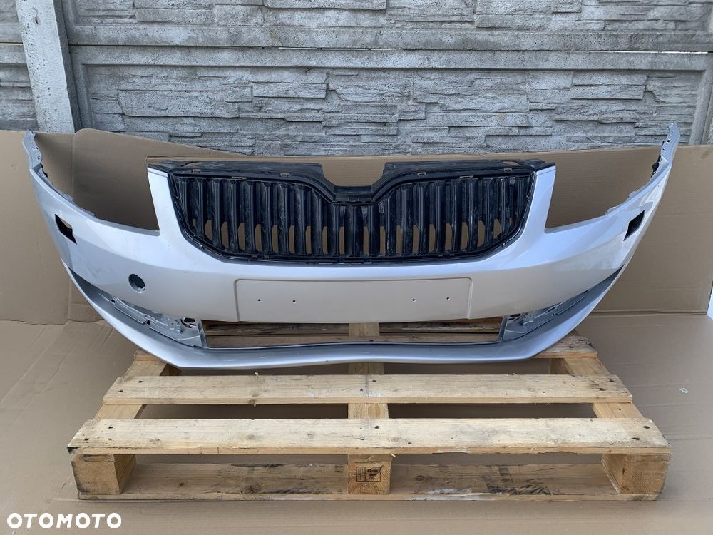 zderzak przedni przód na spryskiwacze skoda octavia III lift 5E0807221 - 1