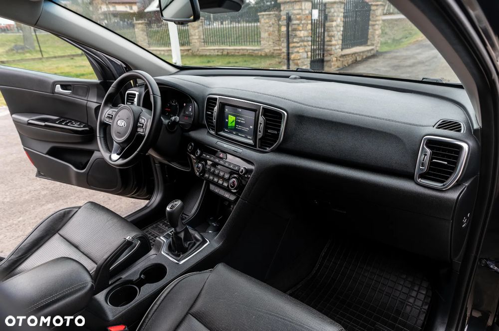 Kia Sportage 1.6 GDI 2WD Black Edition - 26