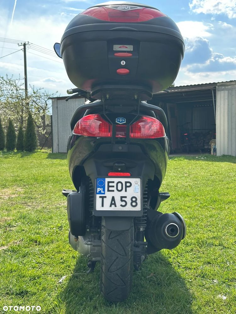 Piaggio X7 - 4