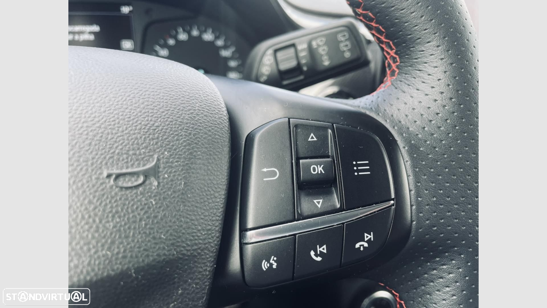 Ford Fiesta 1.0 EcoBoost ST-Line - 9