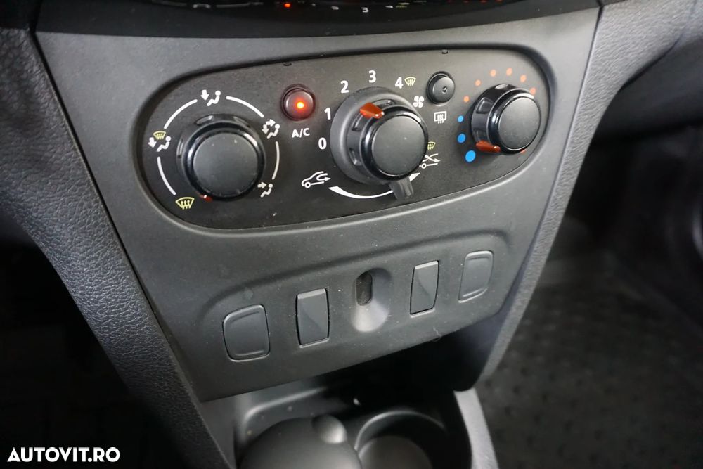 Dacia Logan 1.0 SCe Ambiance - 17