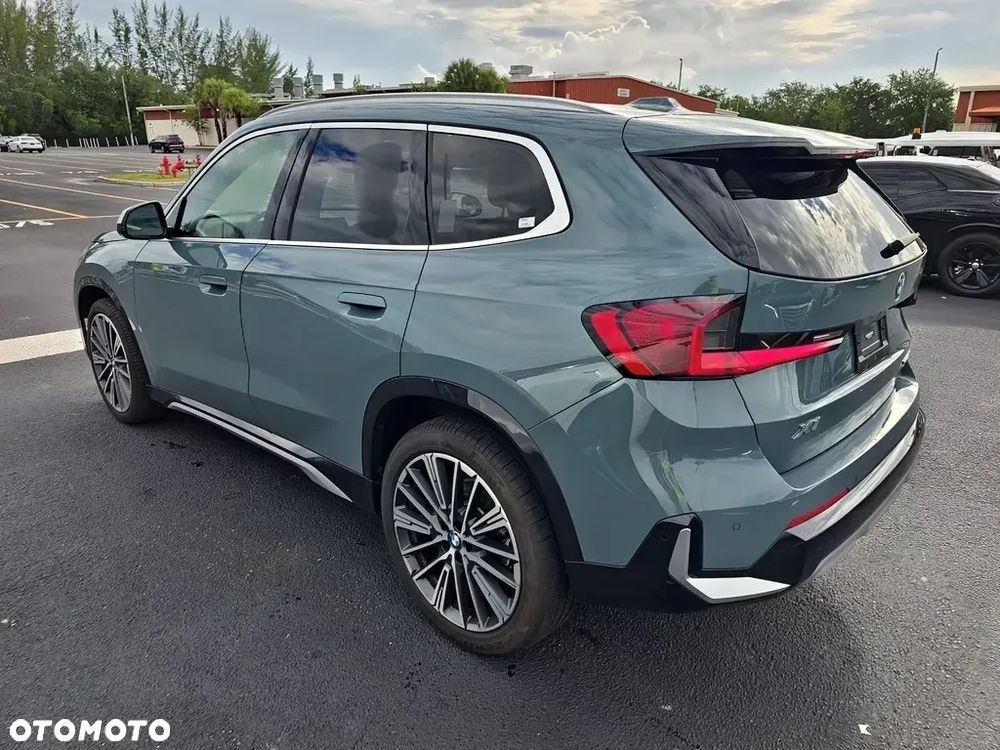 BMW X1 - 4