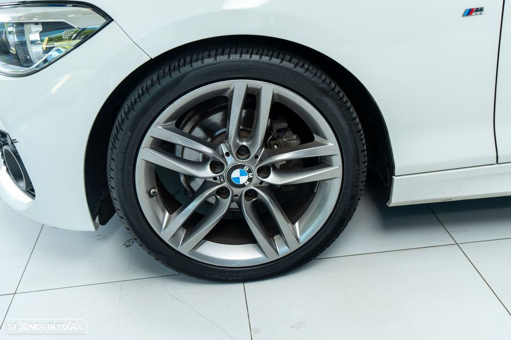 BMW 118 d Pack M - 37