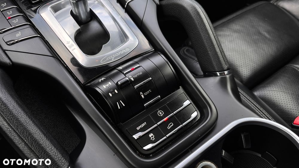 Porsche Cayenne S - 14