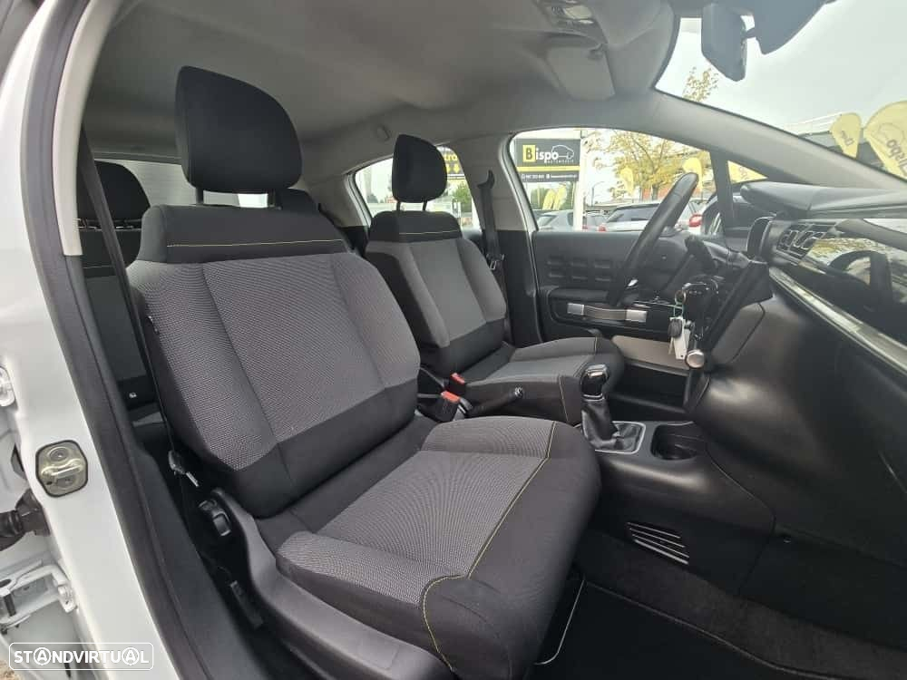 Citroën C3 1.2 PureTech Shine - 13