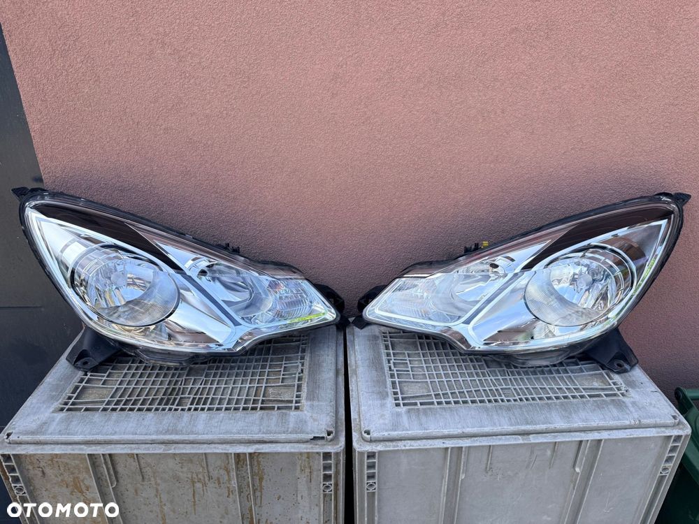 Lampa przednia CITROEN C3 II DS3 LIFT KOMPLET EUROPA VISTEON ŁADNE Z 1 AUTA - 1