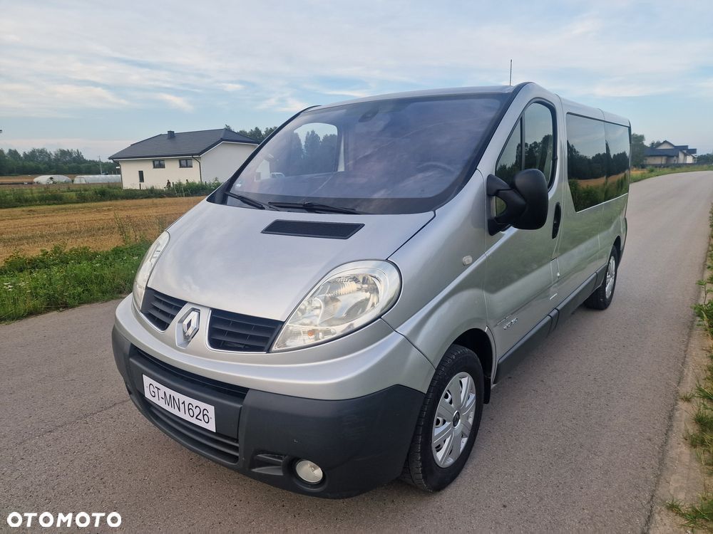 Renault Trafic - 1