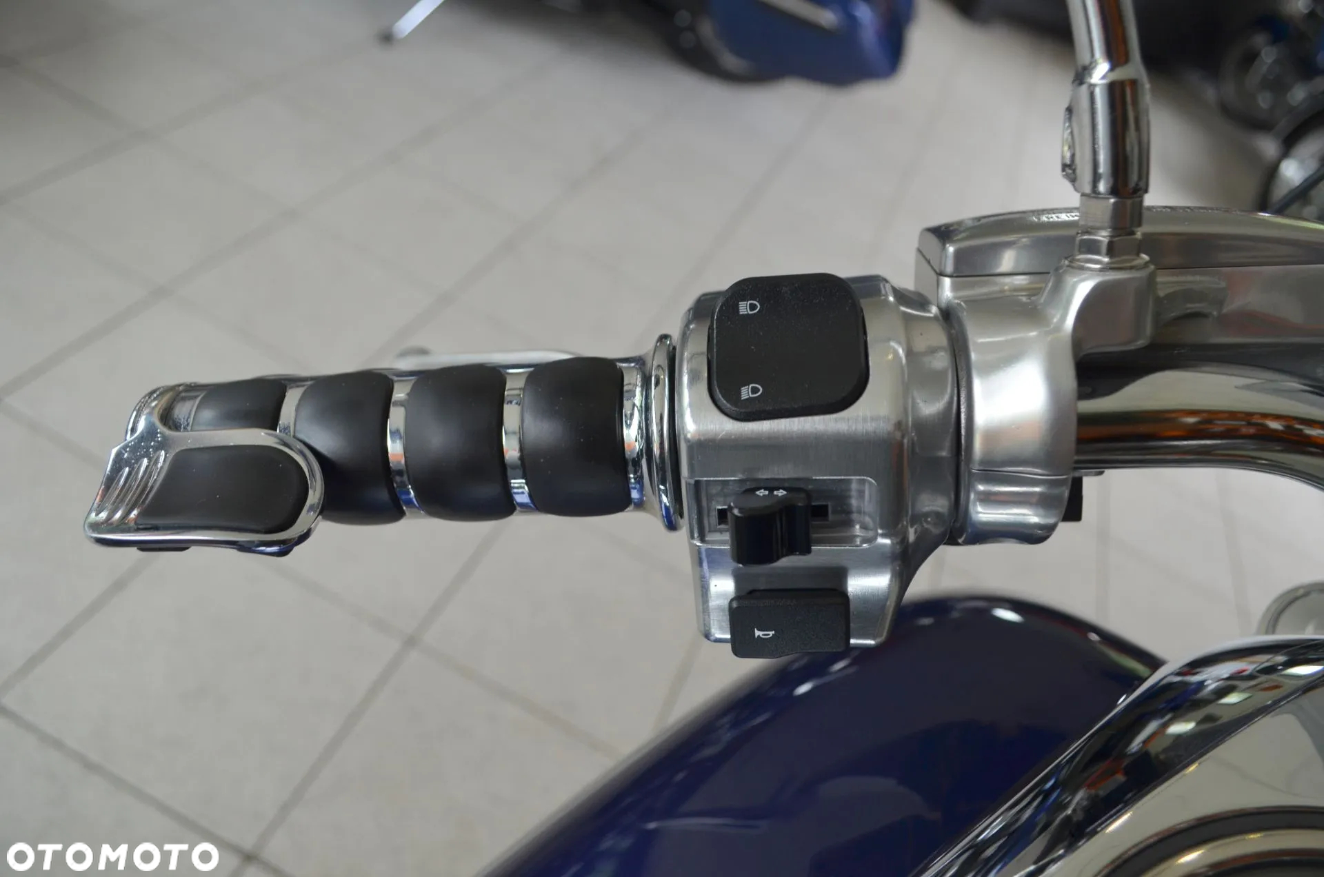 Yamaha XV - 35
