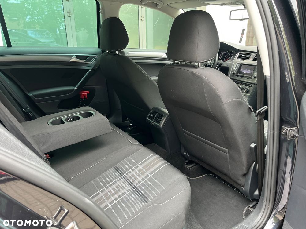 Volkswagen Golf 1.6 TDI BlueMotion Trendline - 25