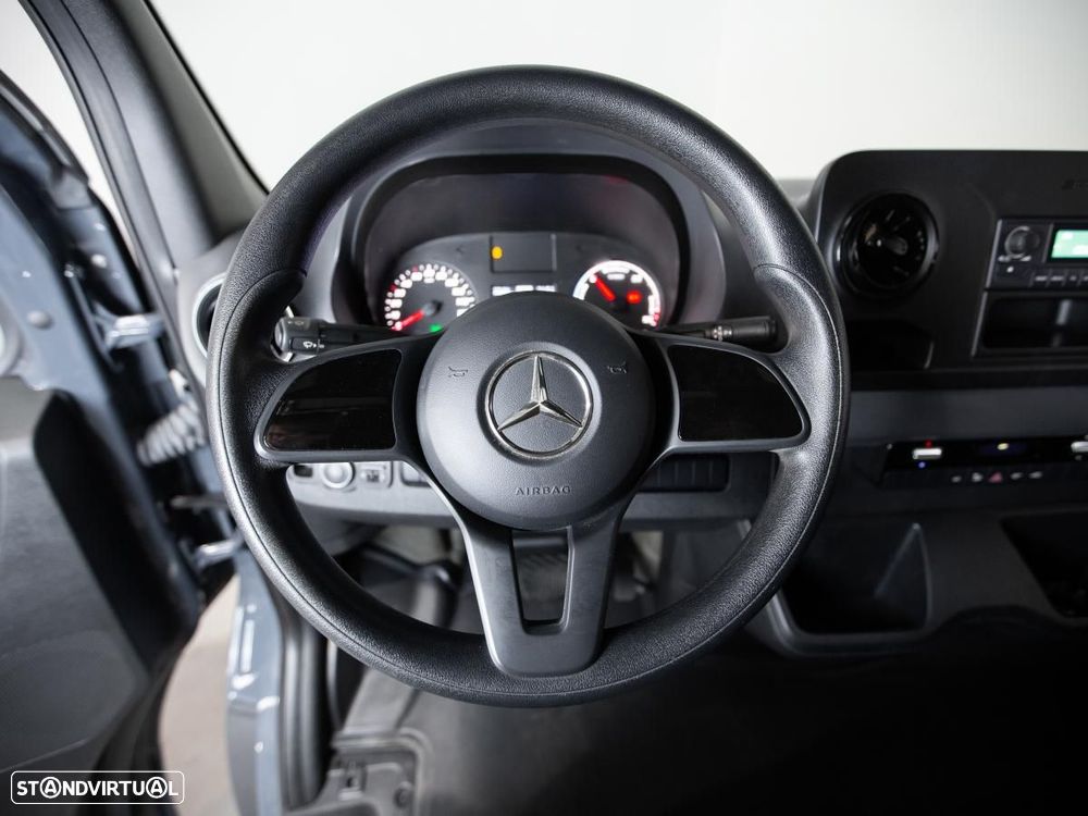 Mercedes-Benz E-SPRINTER STANDARD 55/47 KWH C/IVA - 17