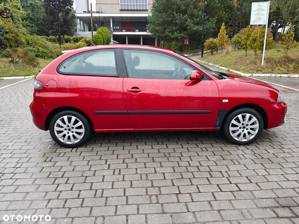 Seat Ibiza 1.6 16V Reference - 16