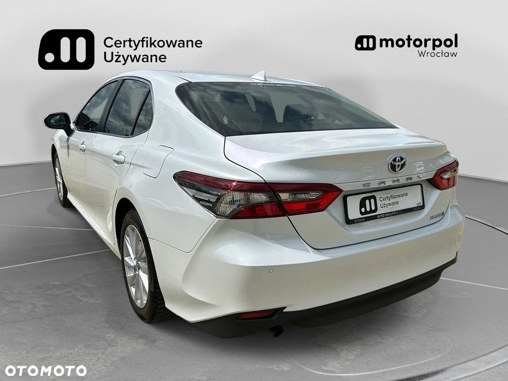 Toyota Camry 2.5 Hybrid Comfort CVT - 3