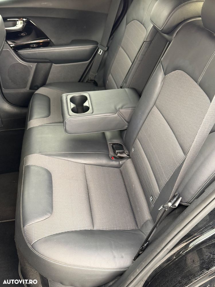 Kia Niro 1.6 GDI 2WD Aut. Spirit - 11