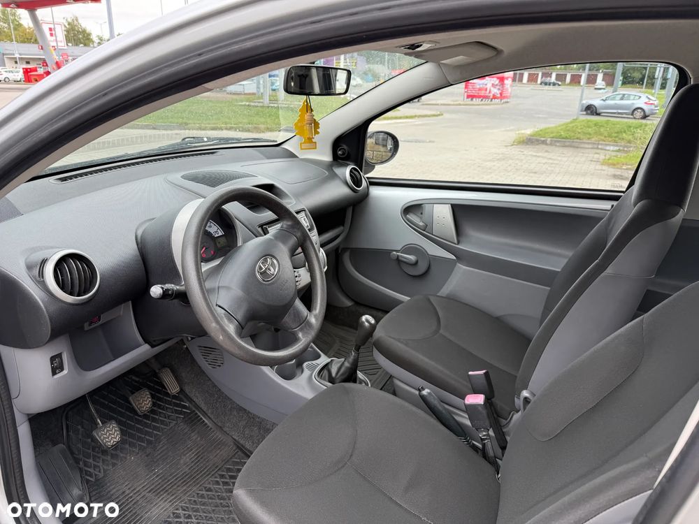 Toyota Aygo 1.0 VVT-i Sol - 6