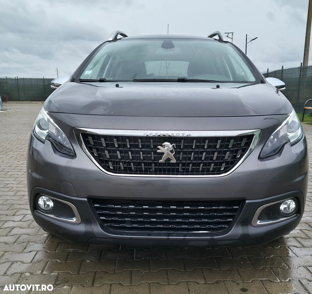 Peugeot 2008 PureTech 110 Style - 3