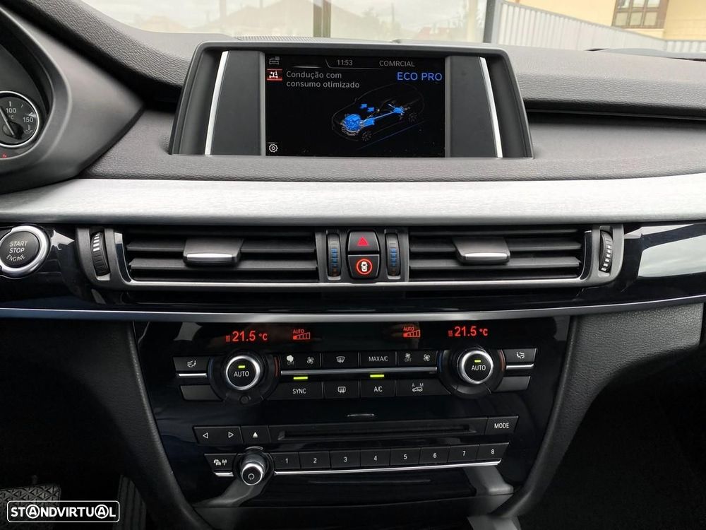 BMW X5 30 d xDrive Pack M - 28