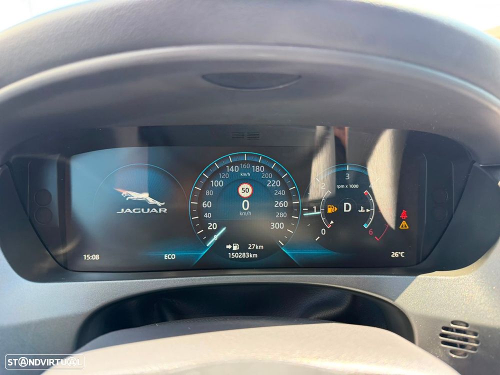 Jaguar F-Pace 2.0 i4D R-Sport Aut. - 42