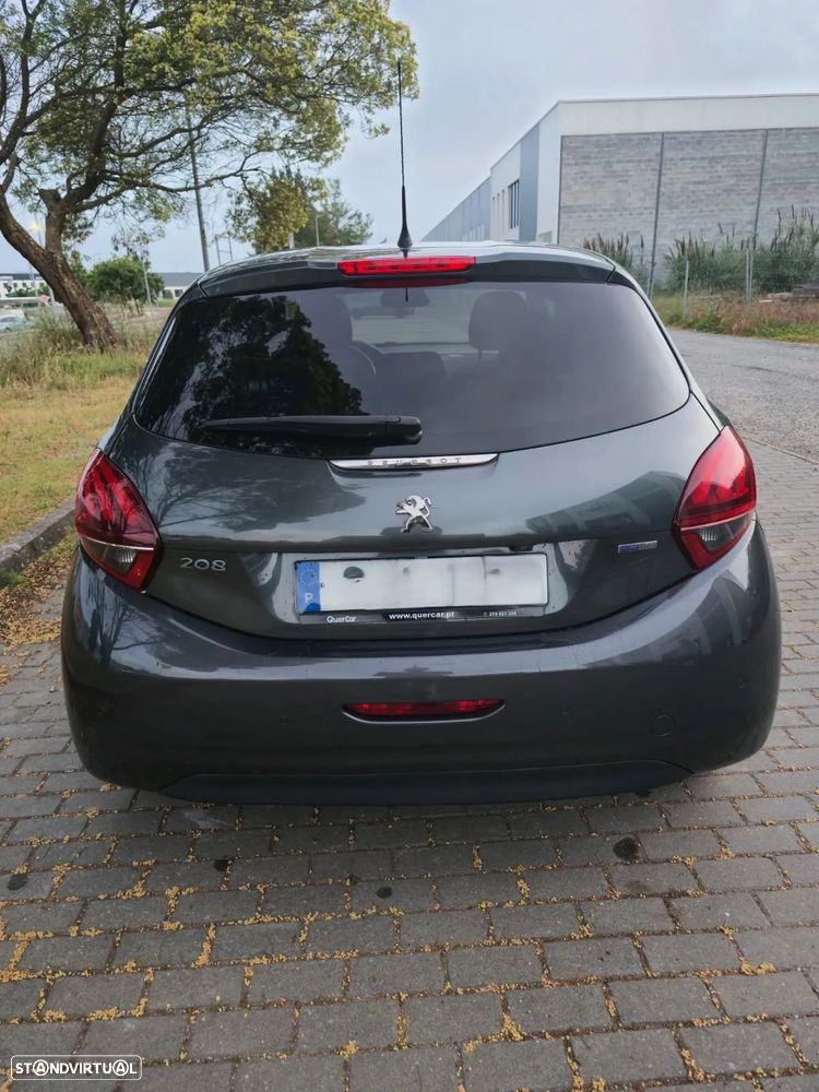 Peugeot 208 1.2 PureTech Style - 5