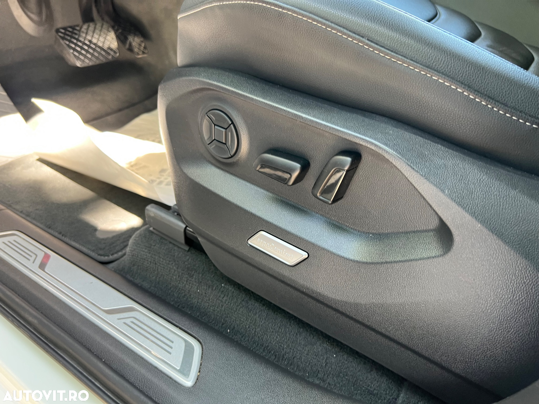 Volkswagen Touareg 3.0 V6 TDI 4Motion DPF Automatik Elegance - 21