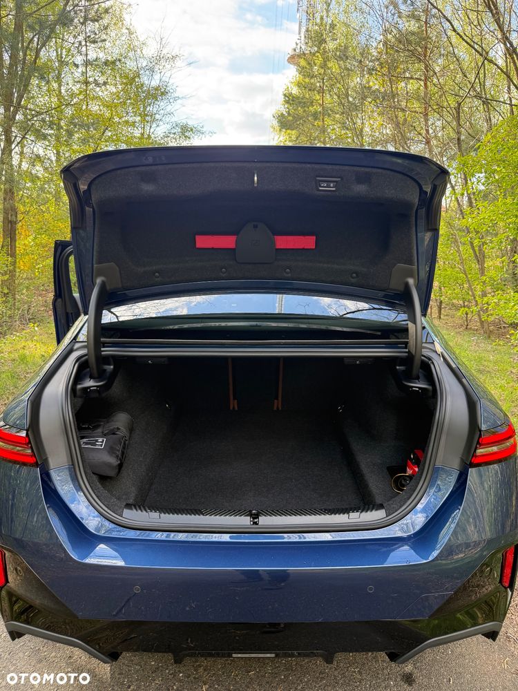 BMW Seria 5 550e xDrive PHEV M Sport - 32