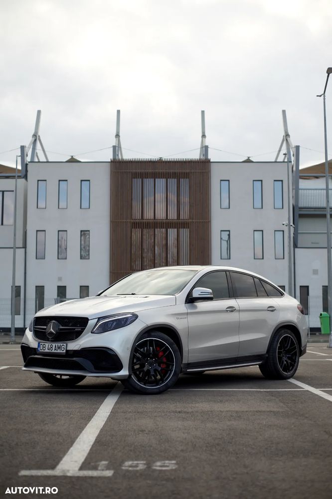 Mercedes-Benz GLE - 1