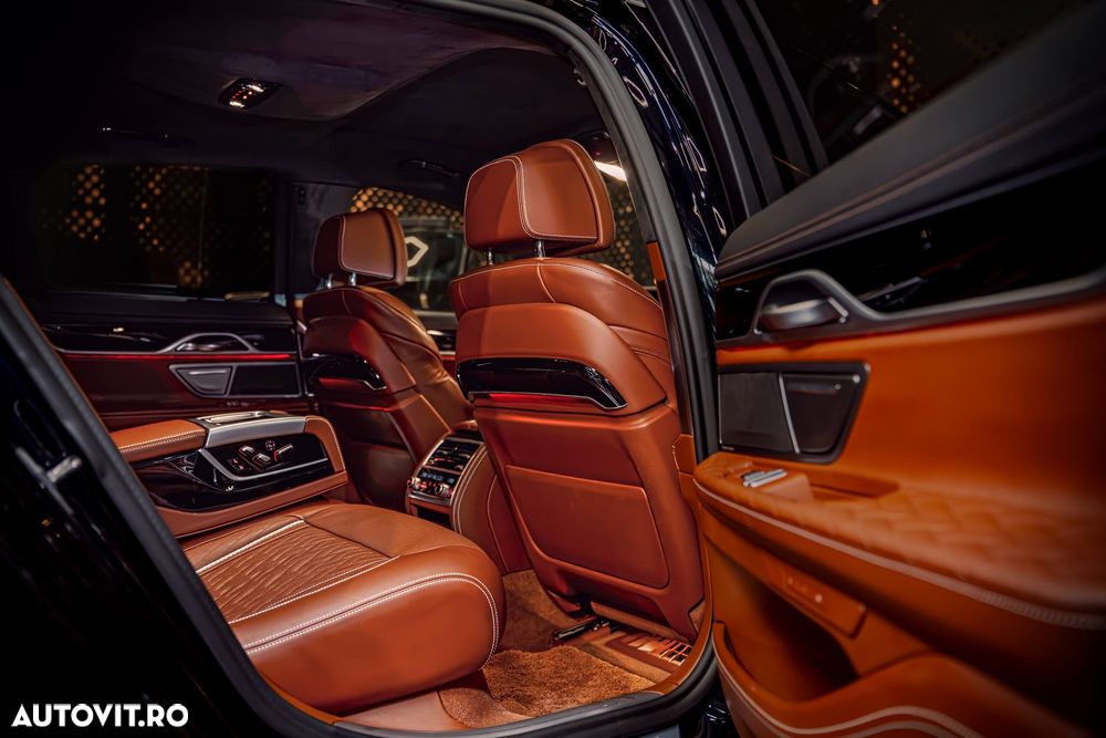 BMW Seria 7 740i - 18