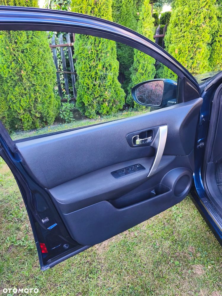 Nissan Qashqai 2.0 dCi DPF tekna - 14