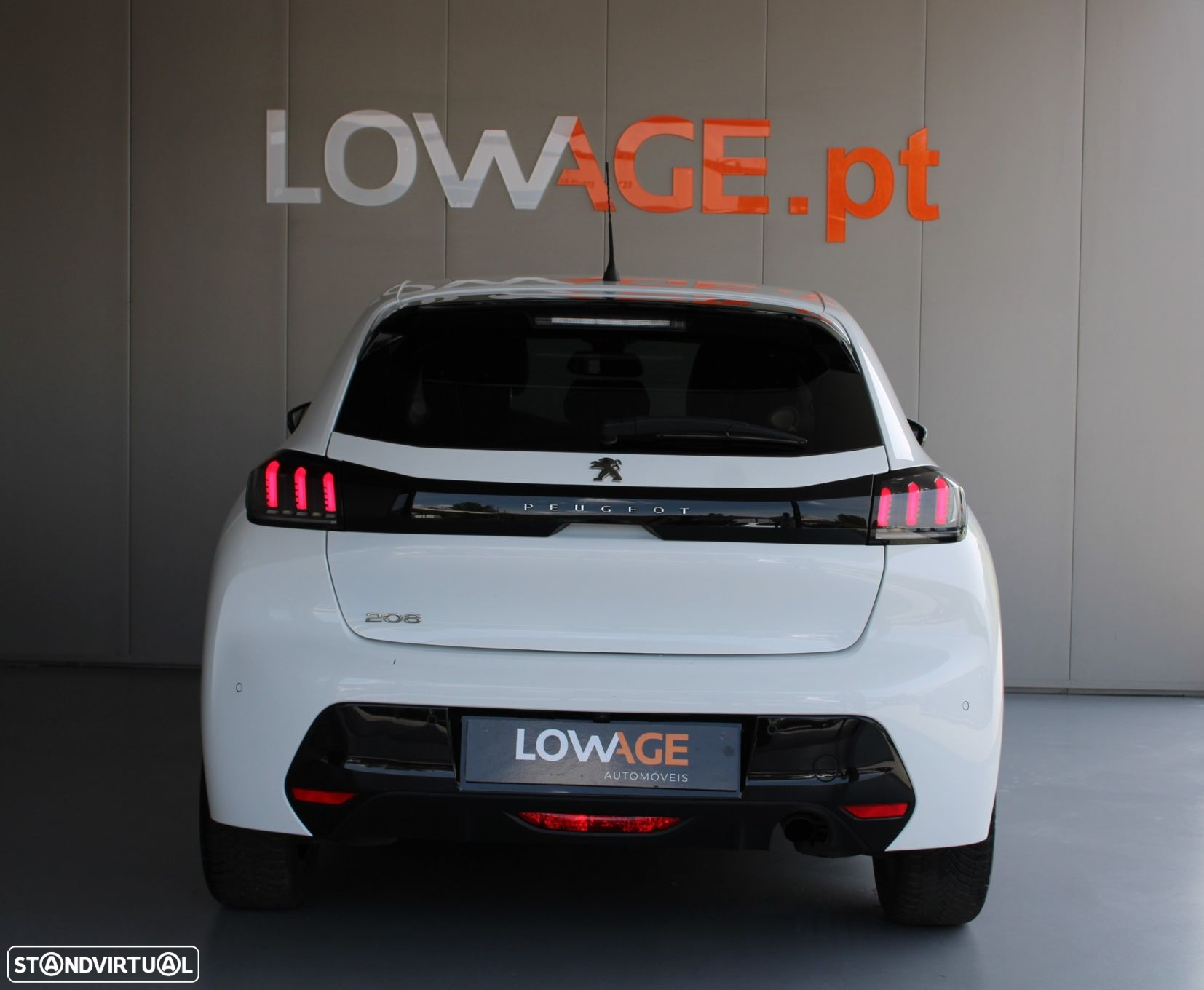 Peugeot 208 1.2 PureTech Allure EAT8 - 11