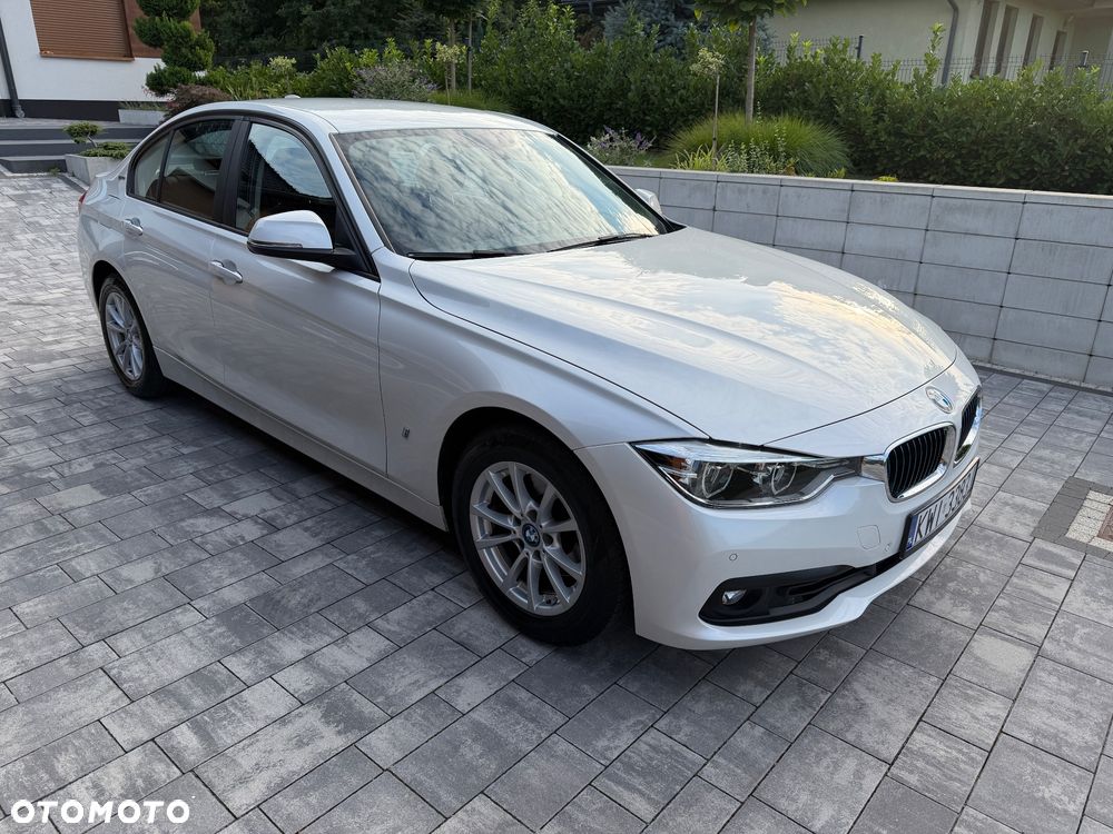 BMW Seria 3 330e iPerformance Advantage - 4