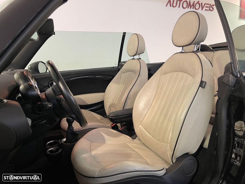 MINI Cabrio Cooper D - 17