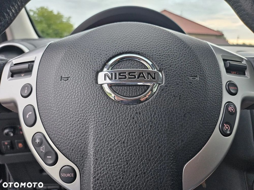 Nissan Qashqai 2.0 360 - 17