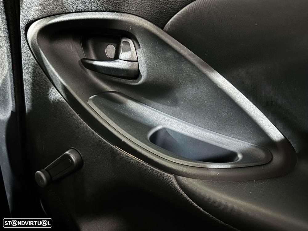 Toyota Yaris 1.5 HDF Premier Edition - 27