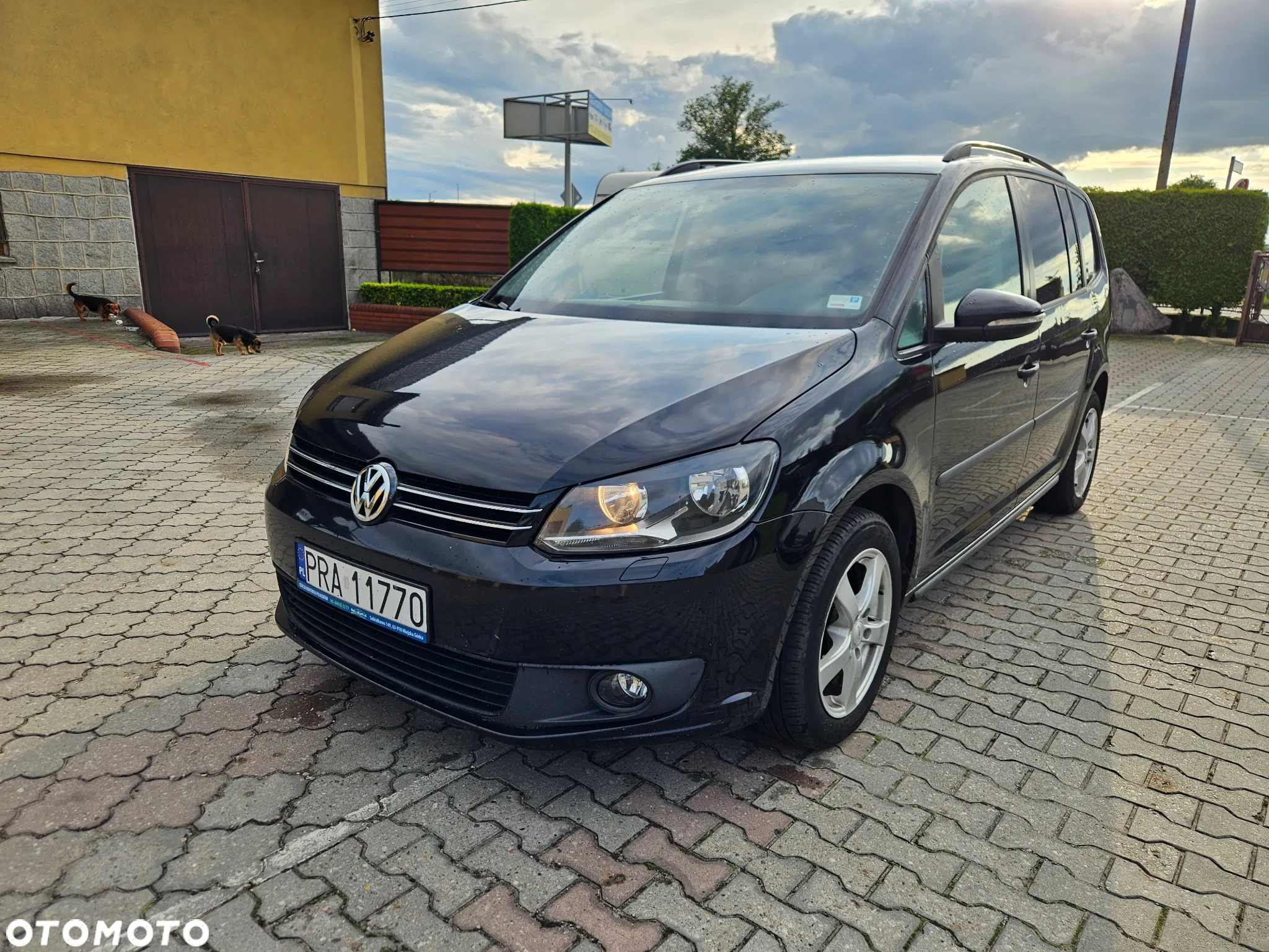 Volkswagen Touran - 6