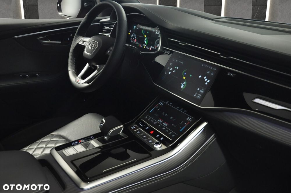 Audi SQ8 - 16