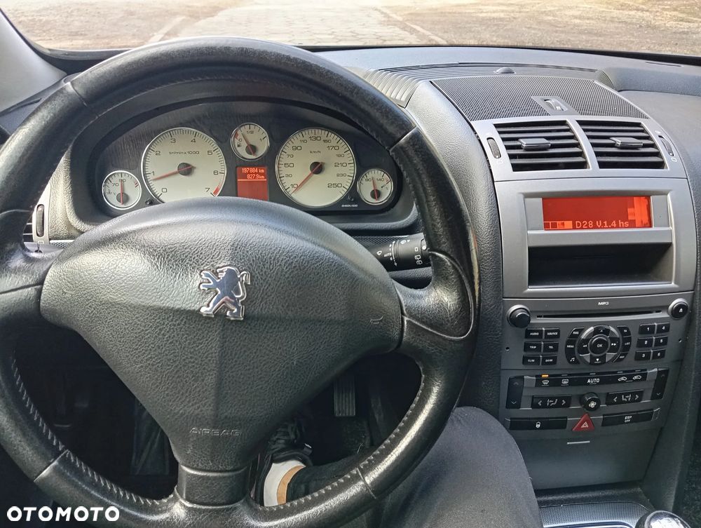 Peugeot 407 - 9
