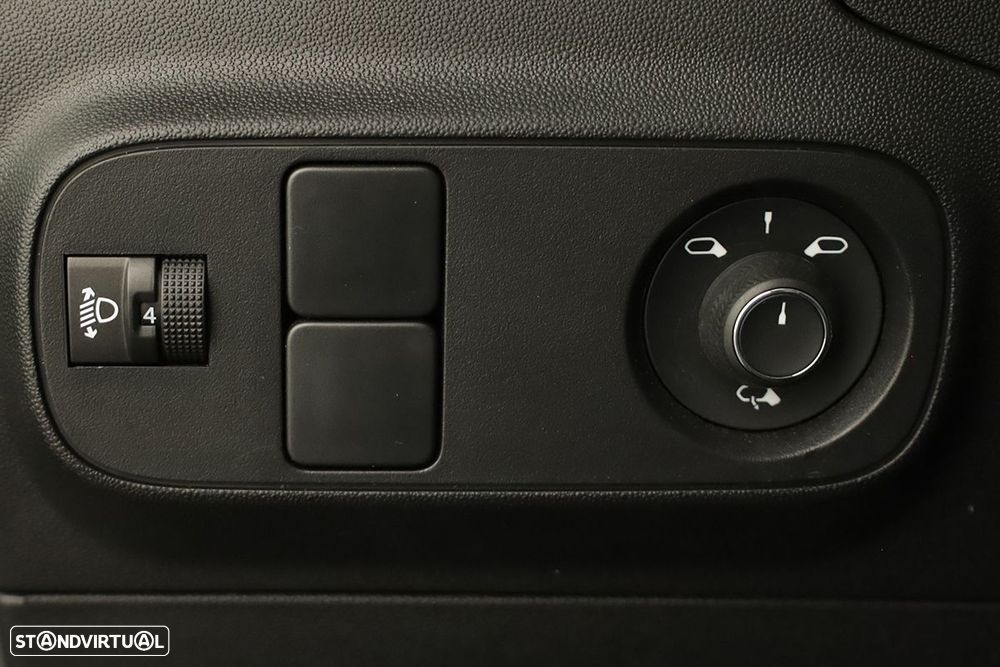 Citroën C3 1.2 PureTech Plus - 17