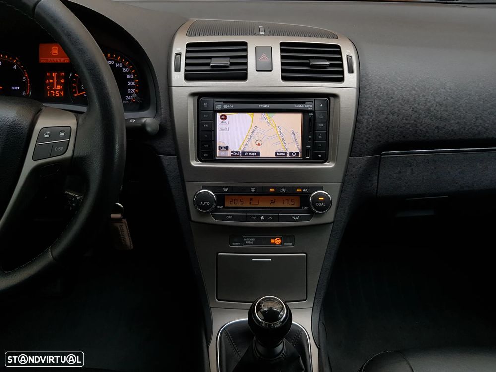 Toyota Avensis SD 2.0 D-4D Exclusive +Pele+GPS - 37