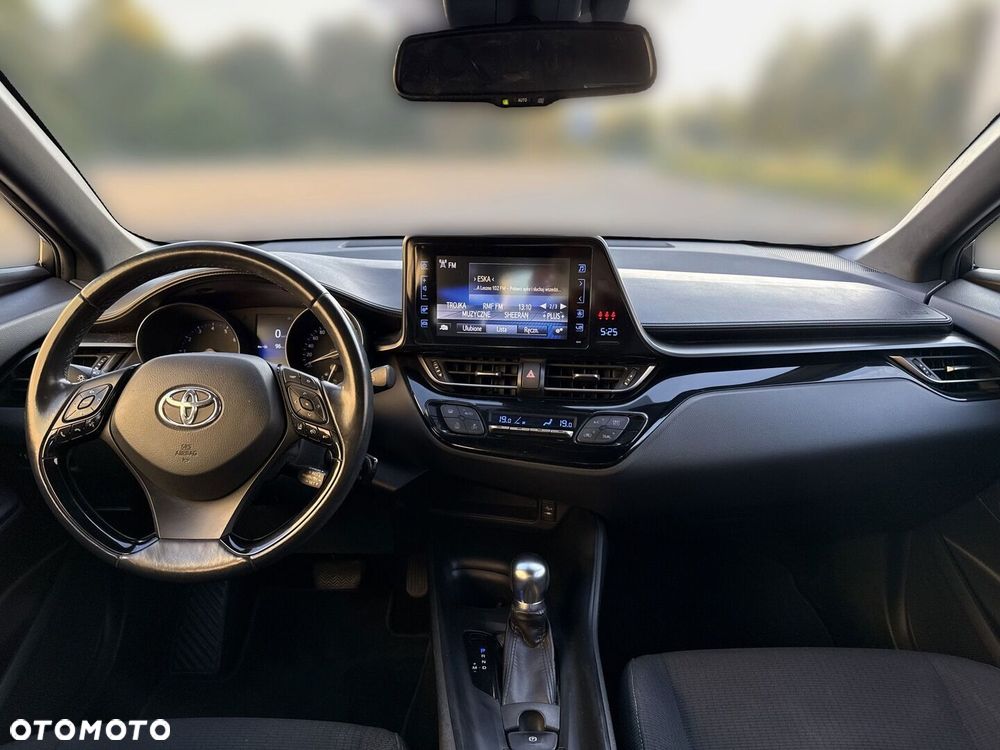Toyota C-HR 1.2 T Premium CVT - 4