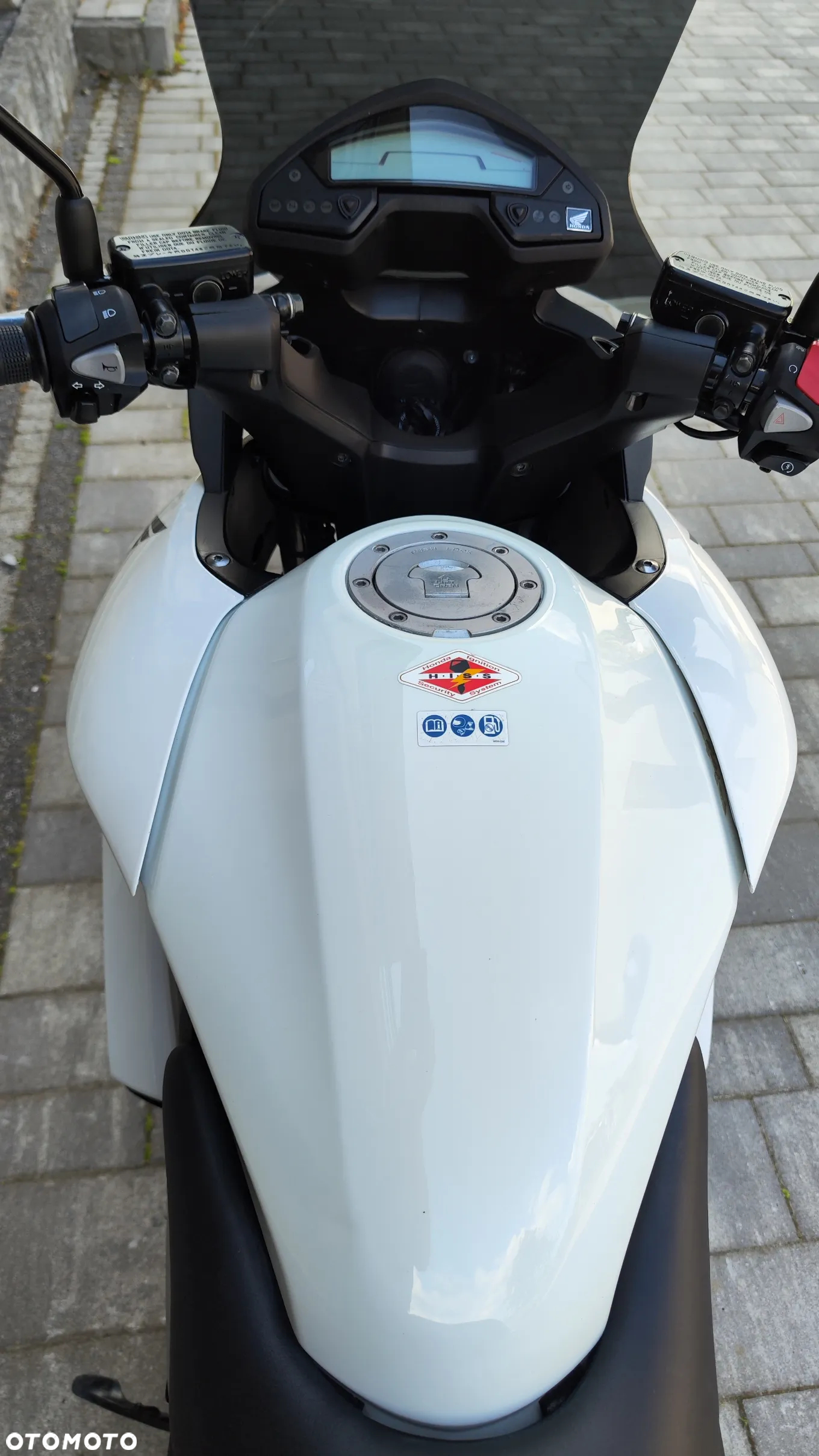 Honda VFR - 27