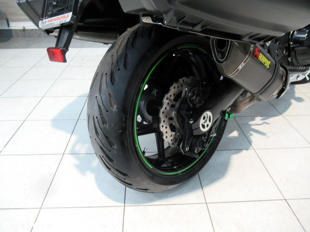 Kawasaki Ninja 1000 SX - 21
