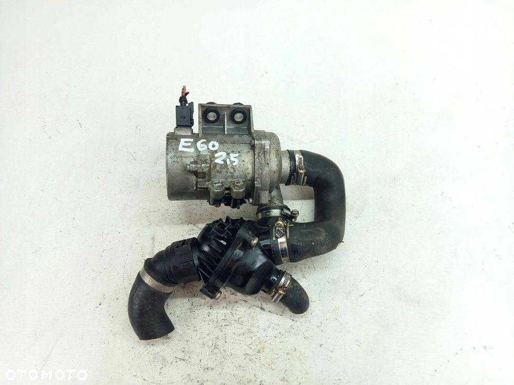 BMW E60 E90 E91 2.5 i 3.0 N52 POMPA OBIEGU WODY 70285120 - 6