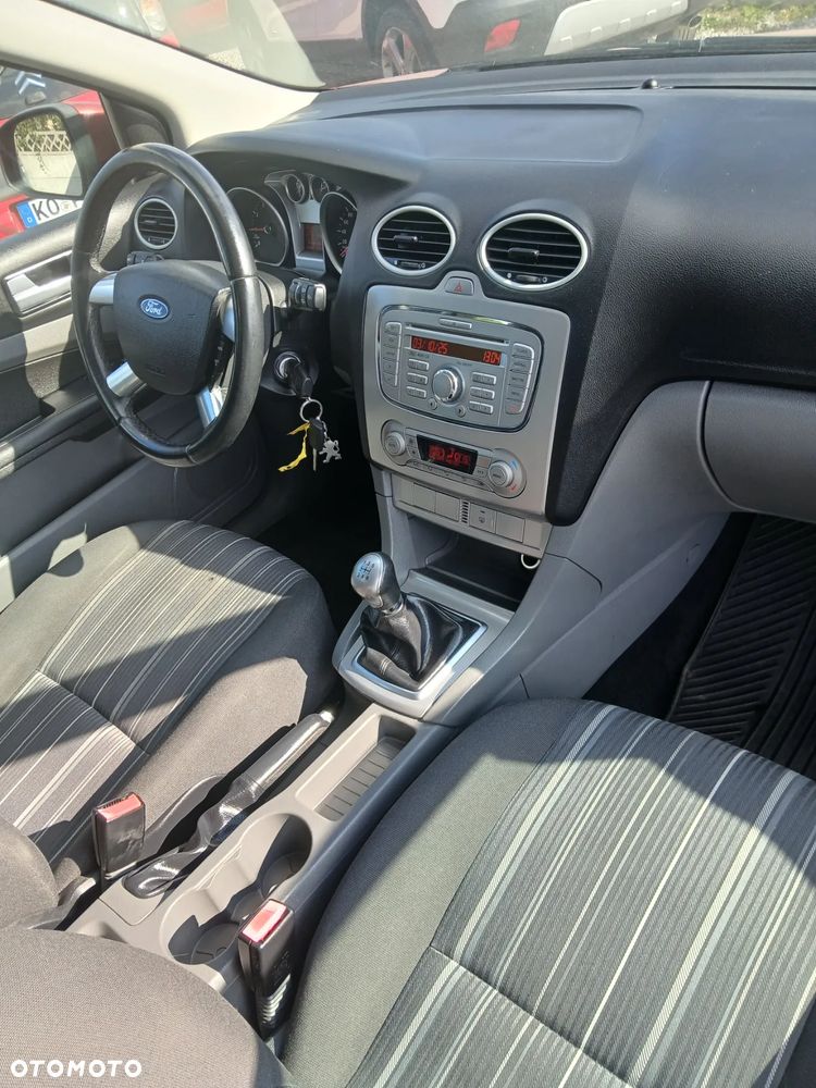 Ford Focus - 19