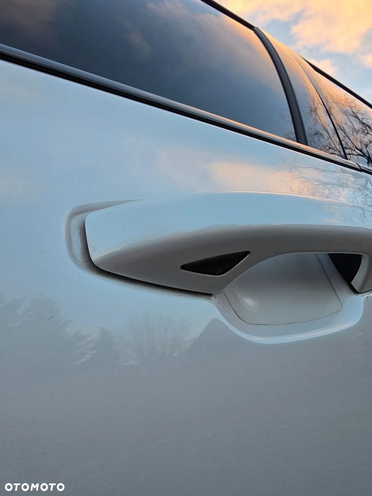 Volvo S60 B5 B AWD R-Design - 23