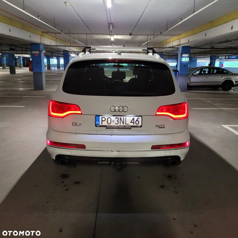 Audi Q7 3.0 TFSI Quattro Tiptronic - 5