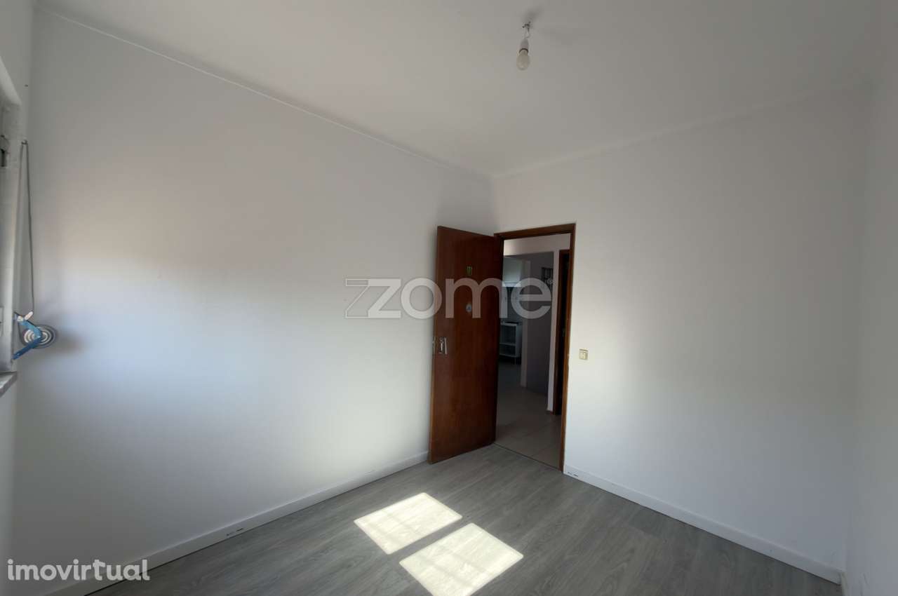 Moradia T2 localizada na Adémia, Coimbra - Grande imagem: 5/17