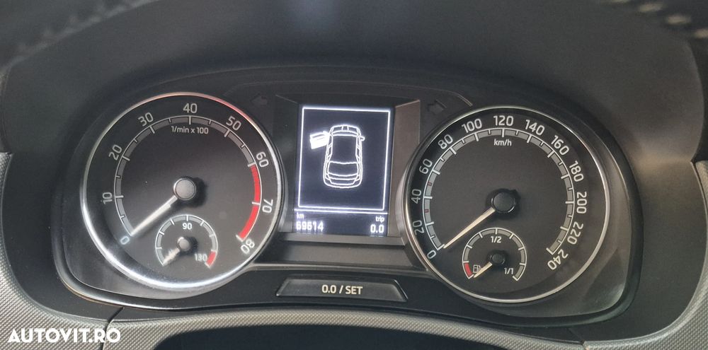 Skoda Fabia 1.0 MPI Active - 4