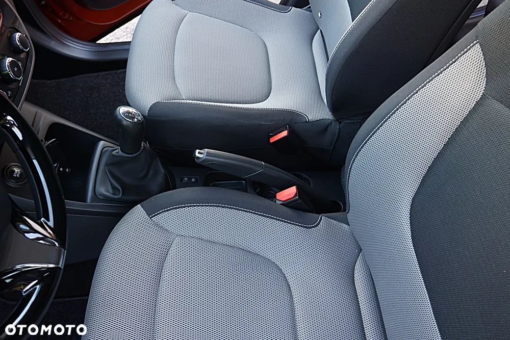 Renault Captur - 33