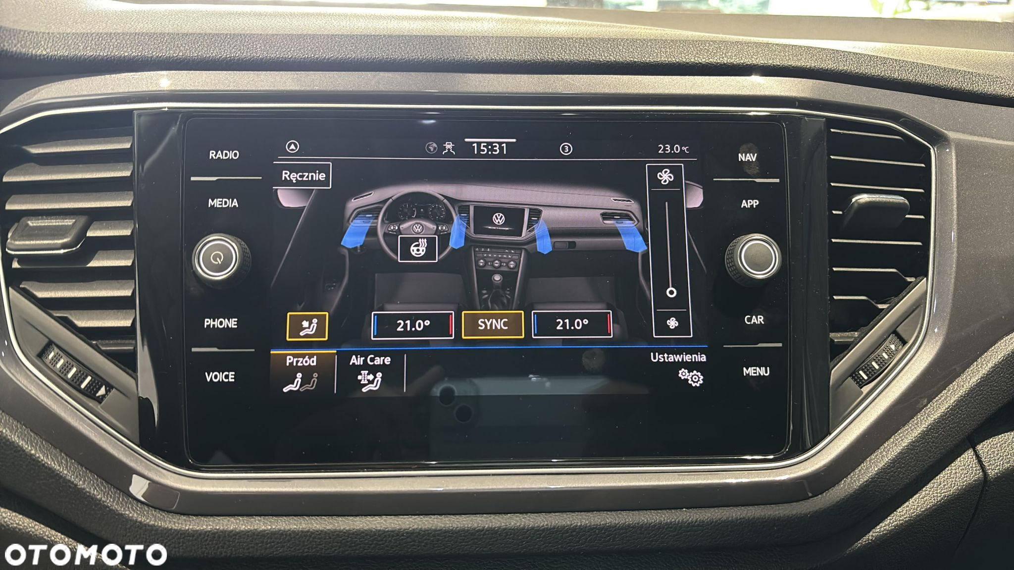 Volkswagen T-Roc 1.5 TSI GPF ACT Premium DSG - 19