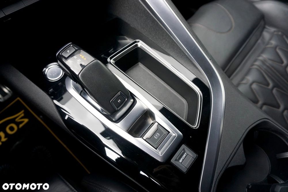 Peugeot 3008 BlueHDi 180 Stop & Start EAT6 GT - 31